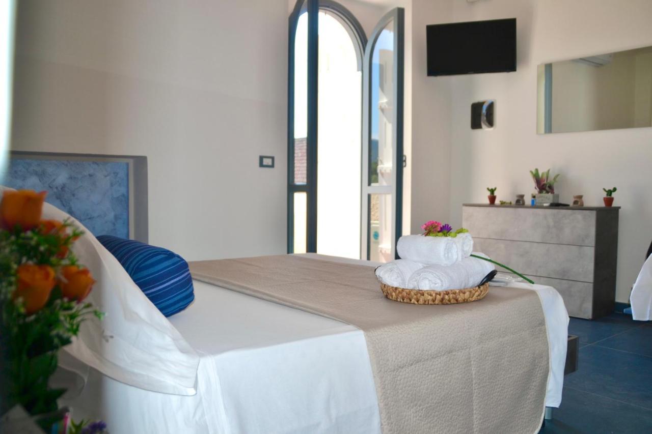 Sperlonga Paradise Suites 500M Dal Mare In Estate Servizio Navetta Per Sperlonga Centro ภายนอก รูปภาพ